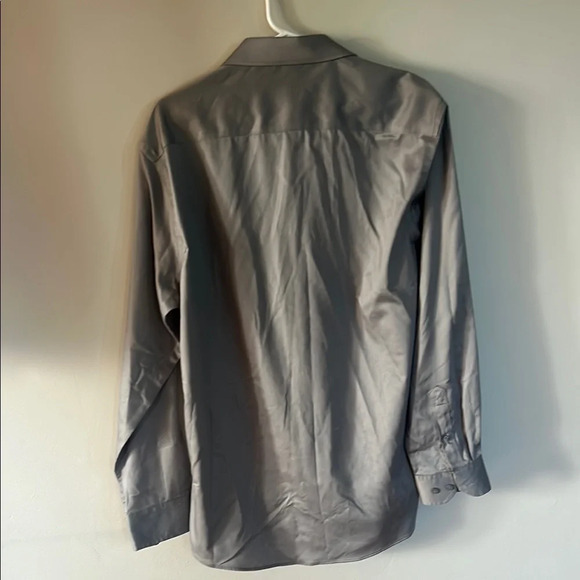 Men's Gray Dress Shirt - Picture 3 of 7